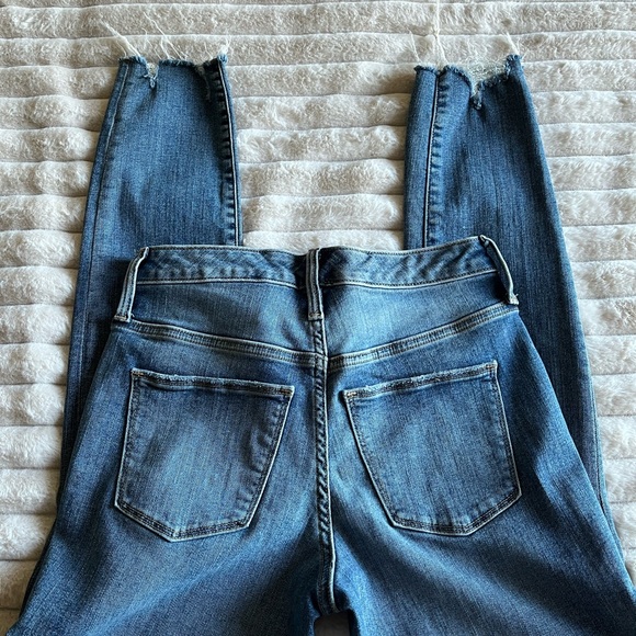 Universal Thread High Rise Jegging - Picture 2 of 4